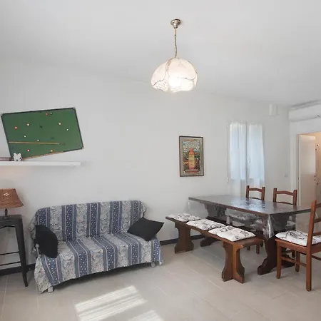 Casa Piani بيت للعطل مونيلّي
