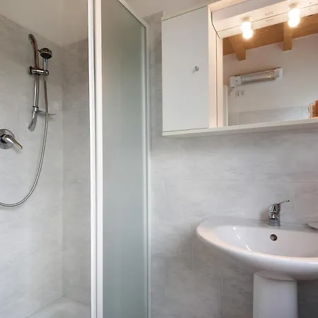 Casa Piani * مونيلّي